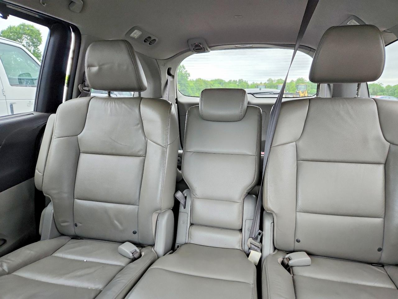 2014 HONDA ODYSSEY EXL photo 10