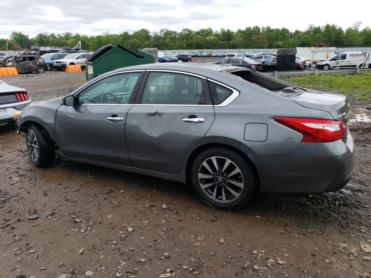 2017 NISSAN ALTIMA 2.5 SV photo 4