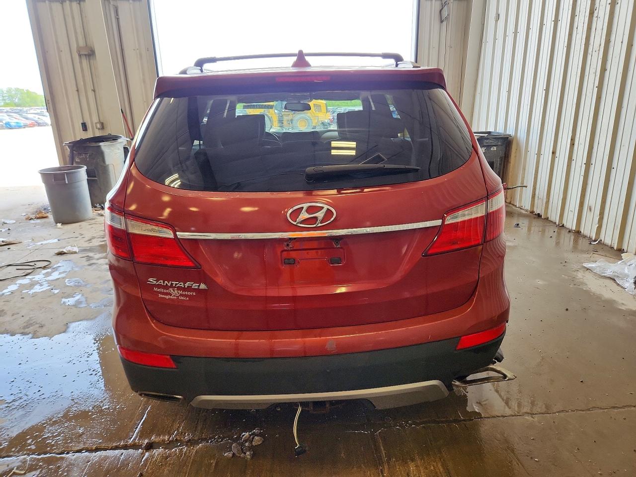2014 HYUNDAI SANTA FE GLS photo 16
