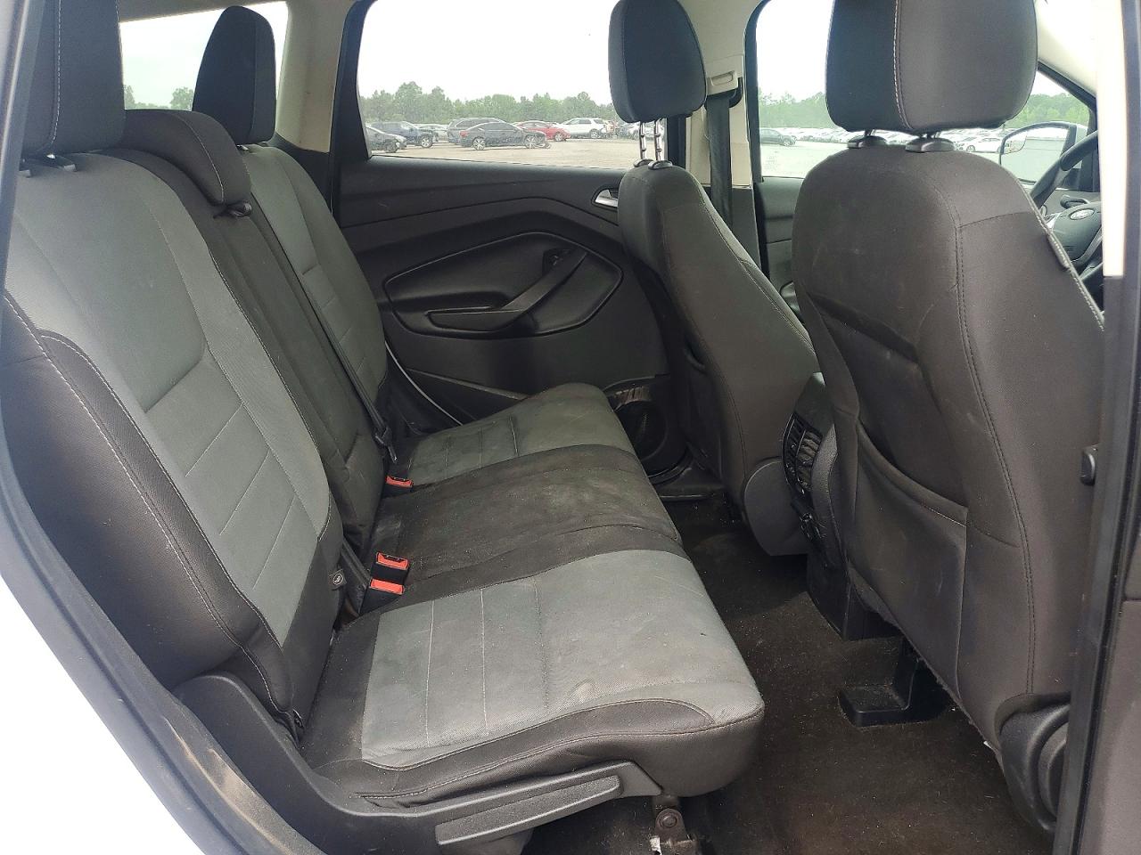 2016 FORD ESCAPE SE photo 21