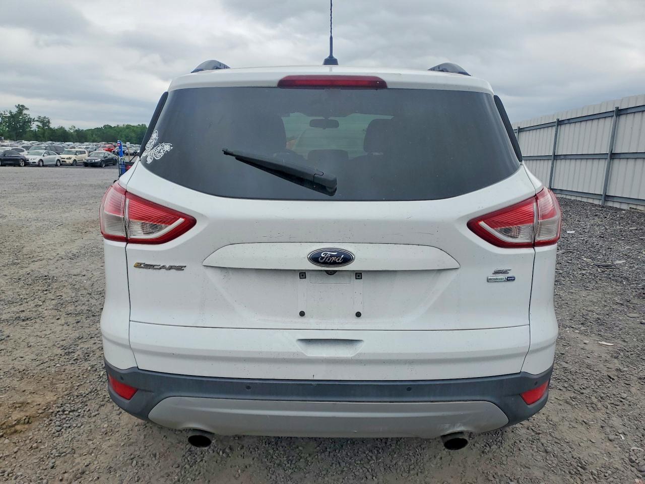 2016 FORD ESCAPE SE photo 11