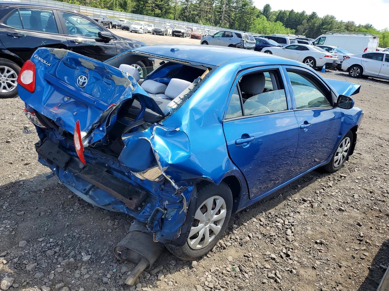 2009 TOYOTA COROLLA LE photo 3