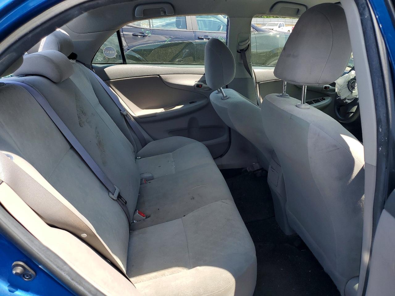 2009 TOYOTA COROLLA LE photo 10