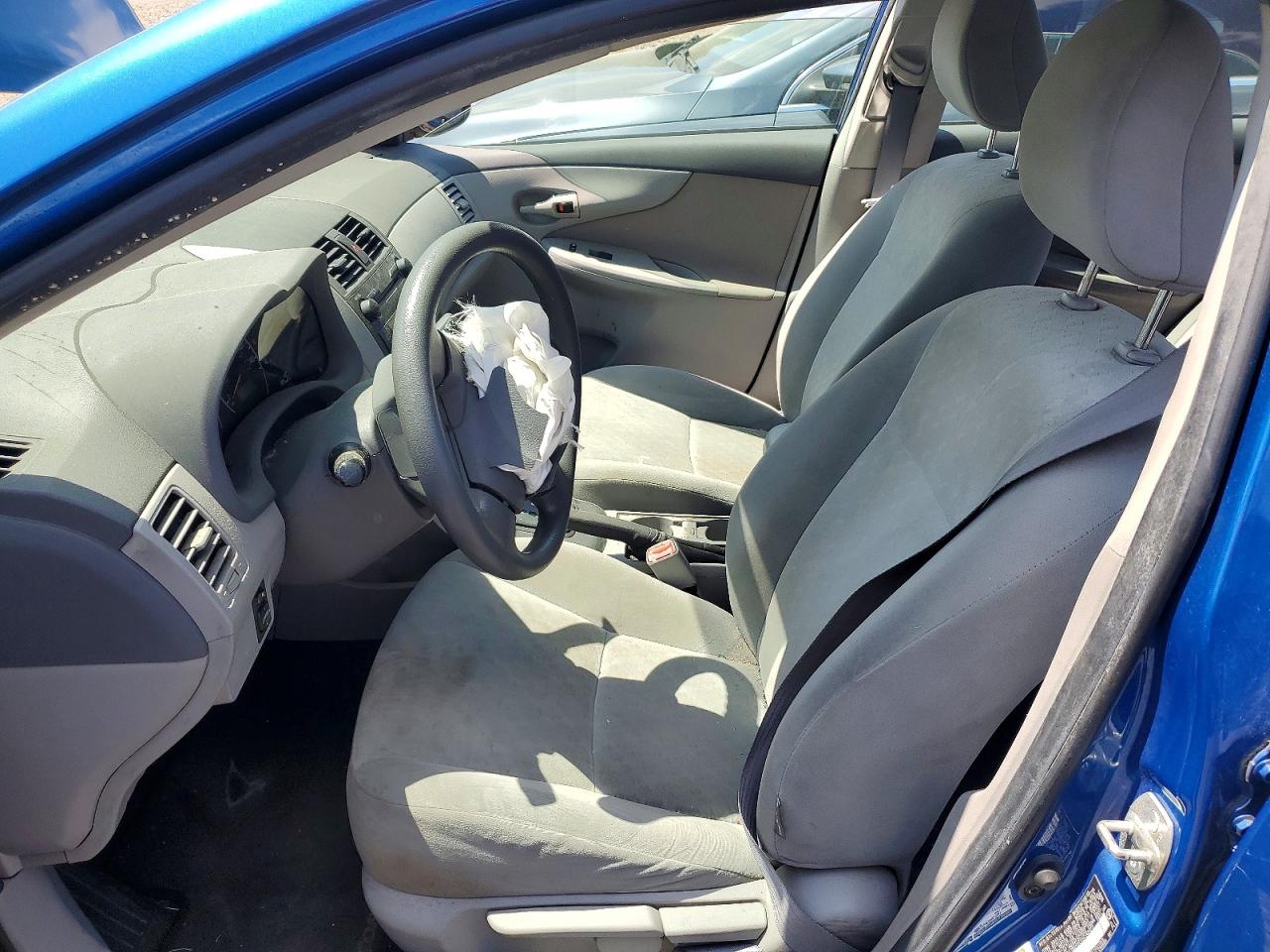 2009 TOYOTA COROLLA LE photo 7