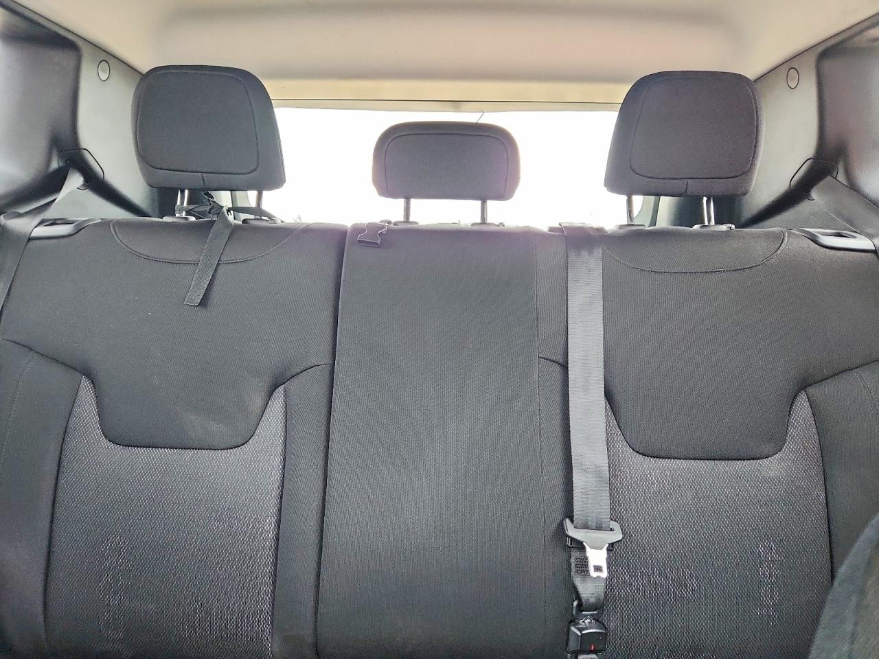 2015 JEEP RENEGADE LATITUDE photo 19