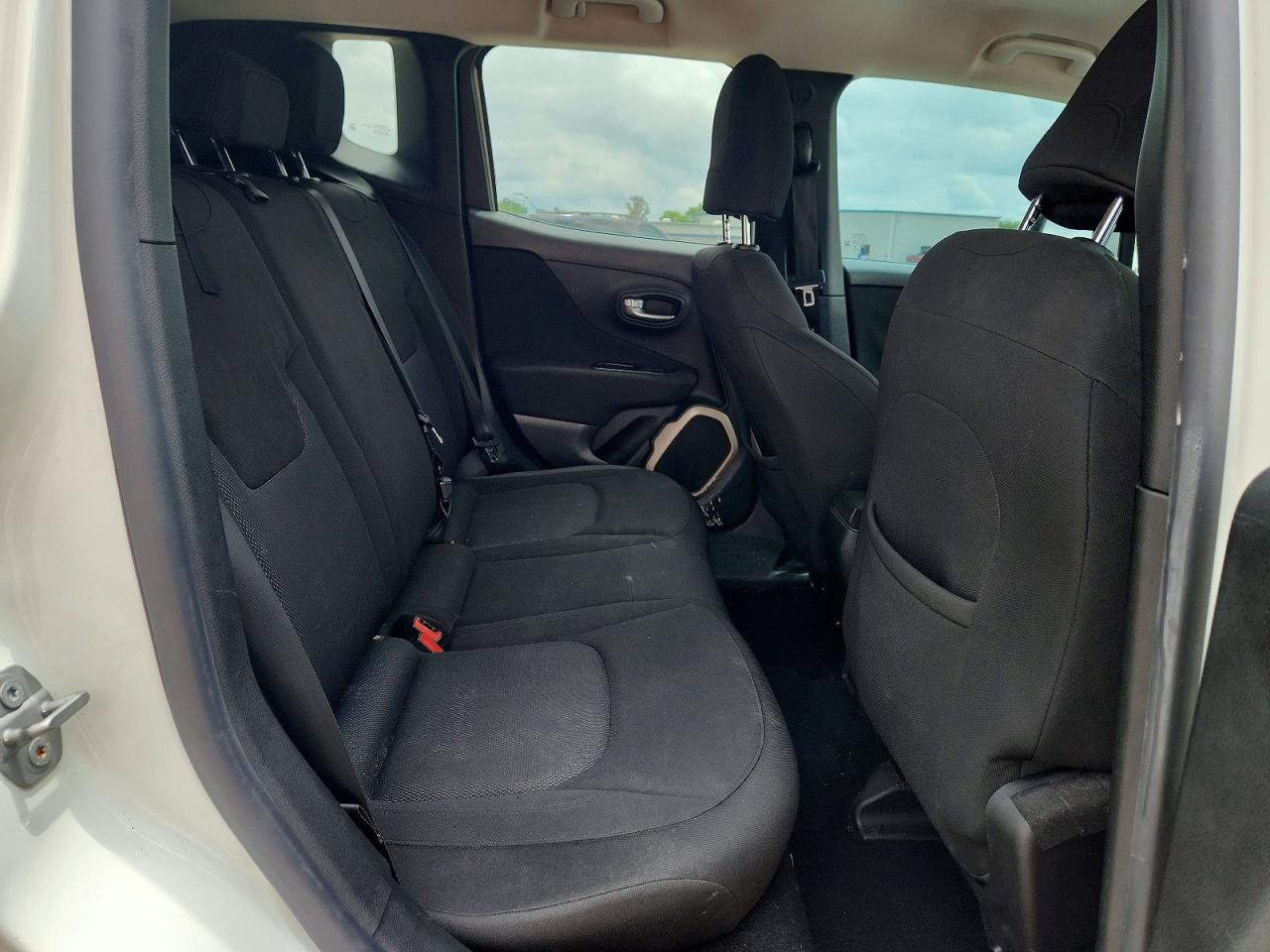2015 JEEP RENEGADE LATITUDE photo 21