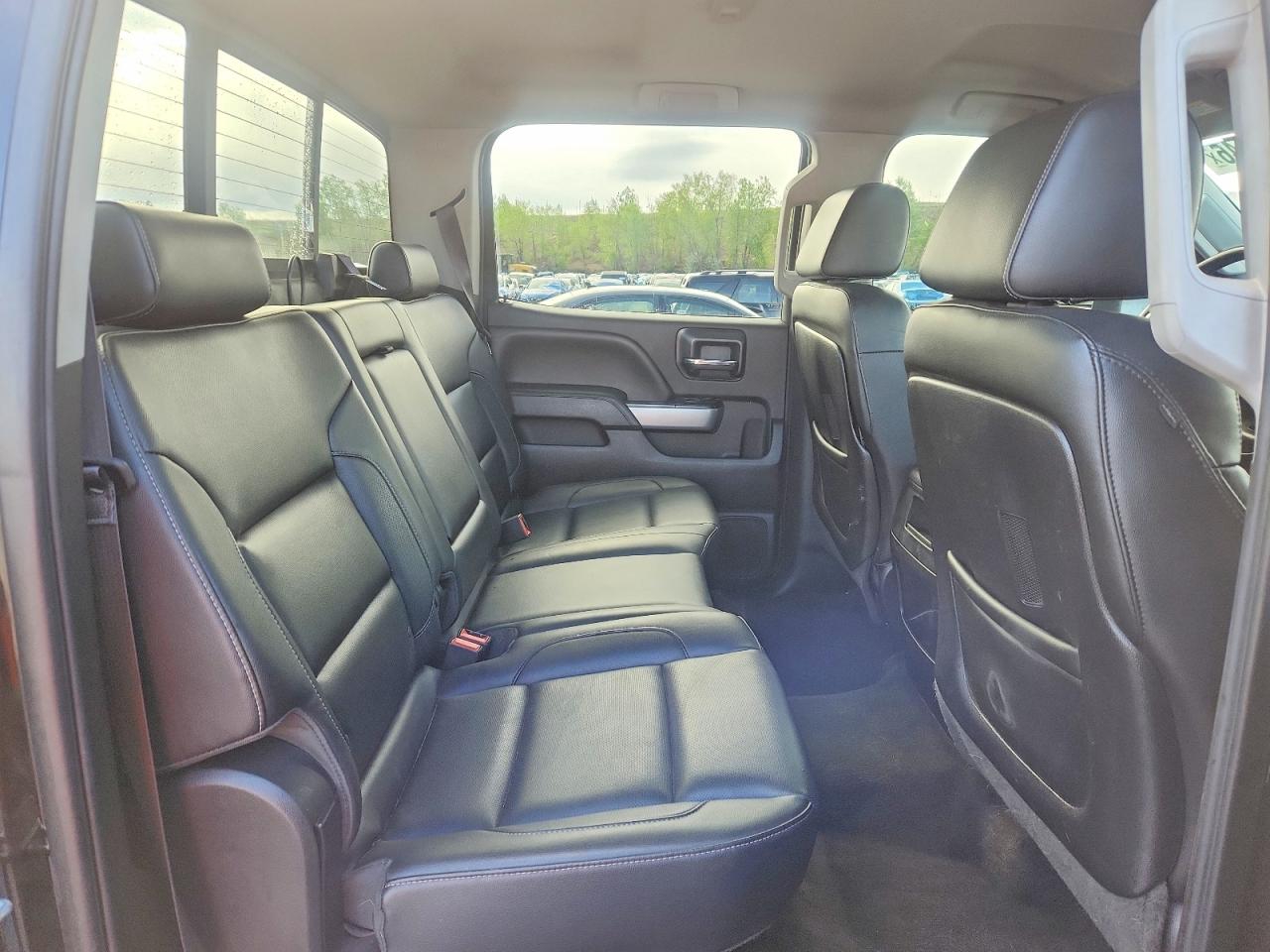 2015 CHEVROLET SILVERADO K2500 HEAVY DUTY LTZ photo 28
