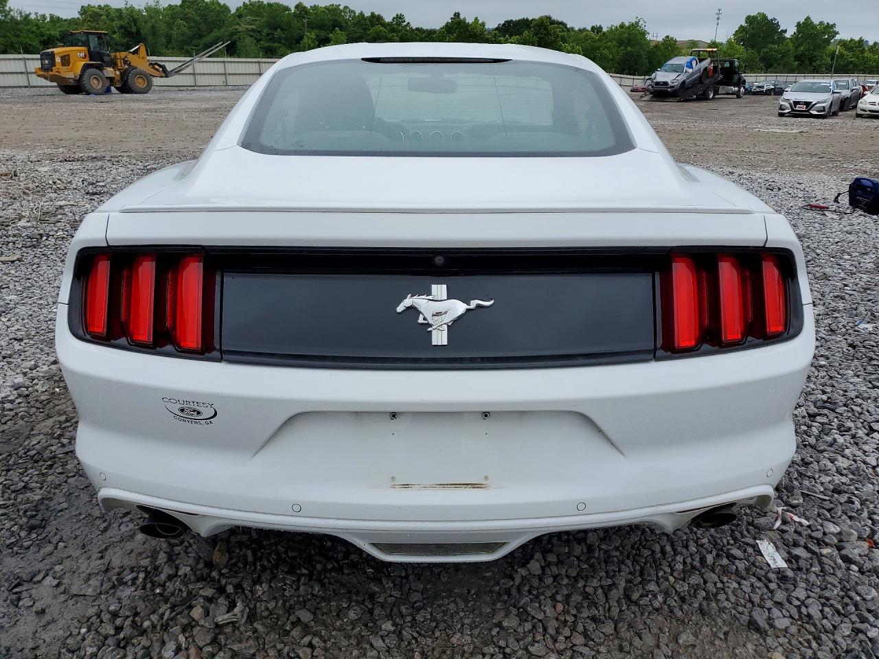 2016 FORD MUSTANG photo 11