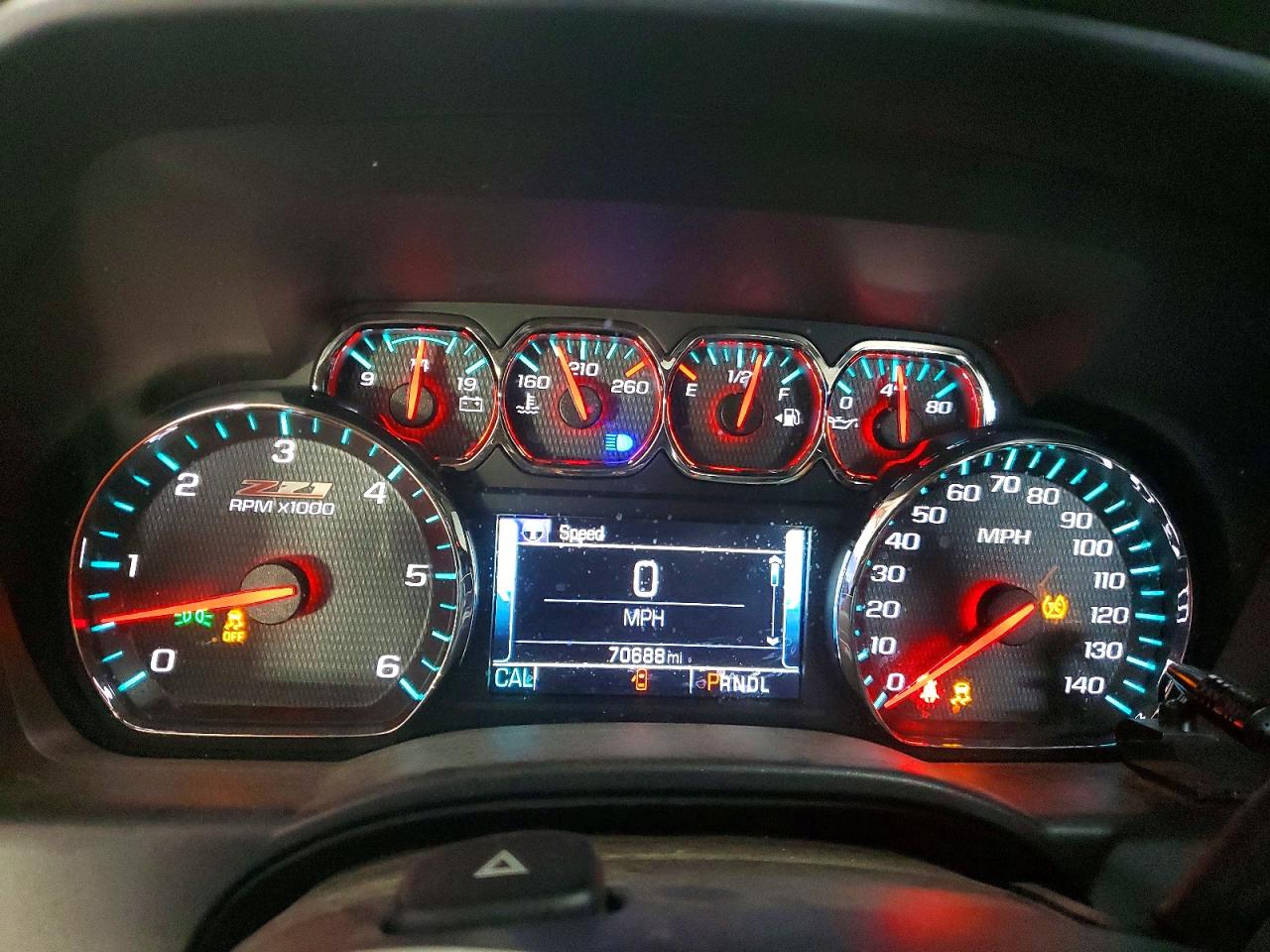 2017 CHEVROLET SILVERADO K1500 LT photo 9