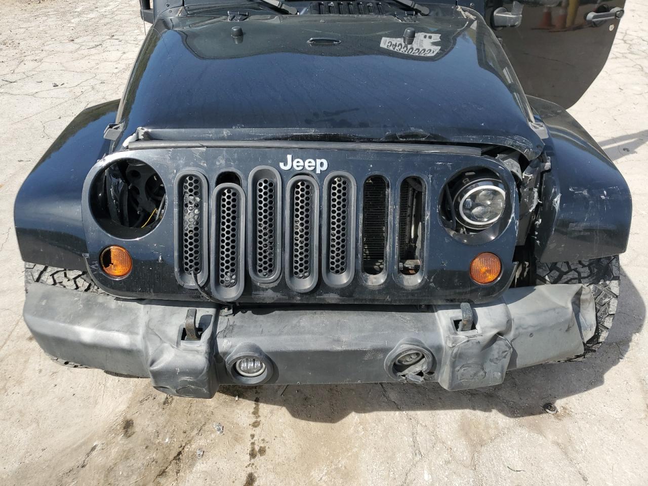 2009 JEEP WRANGLER UNLIMITED SAHARA photo 23