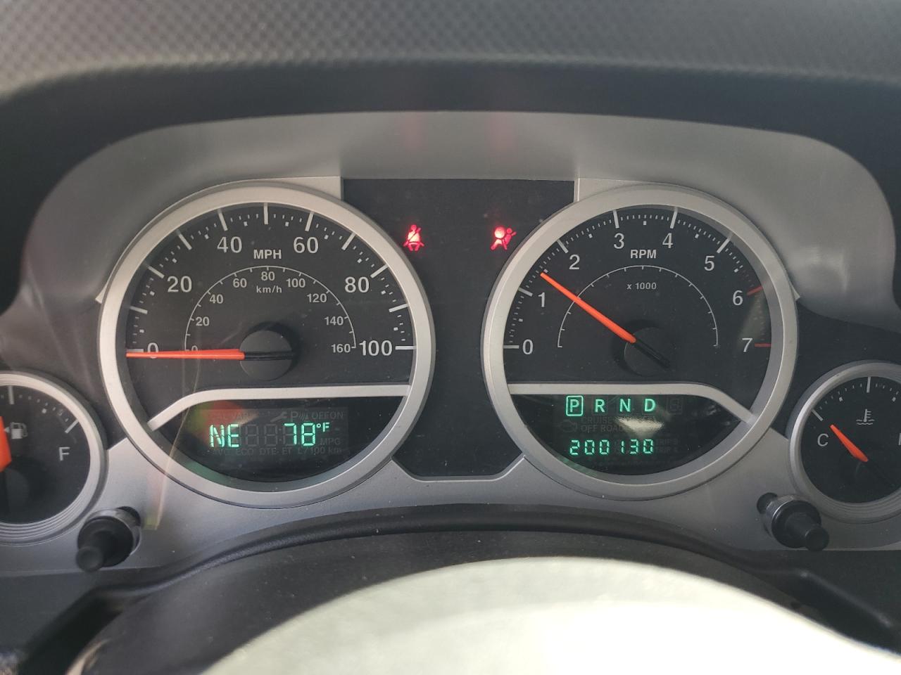 2009 JEEP WRANGLER UNLIMITED SAHARA photo 17