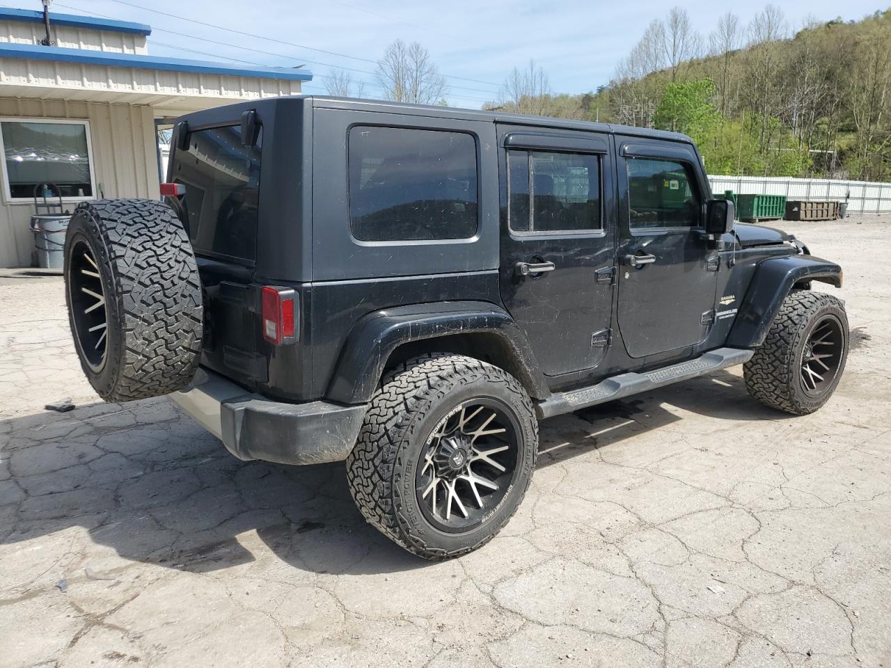 2009 JEEP WRANGLER UNLIMITED SAHARA photo 5