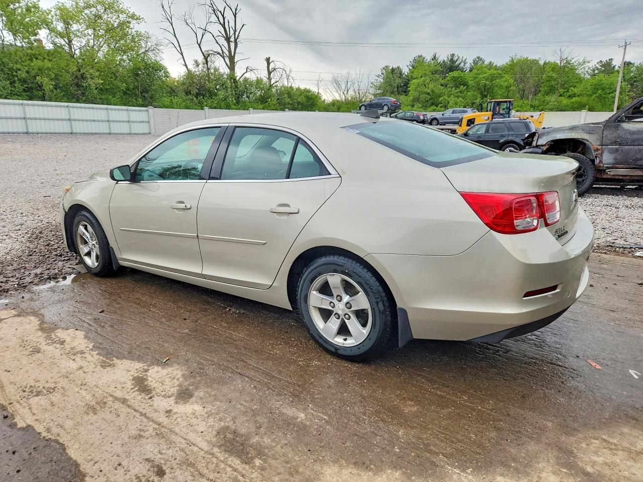 2014 CHEVROLET MALIBU LS photo 3