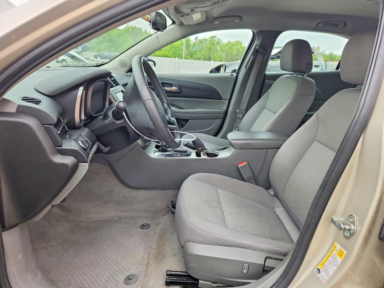 2014 CHEVROLET MALIBU LS photo 13