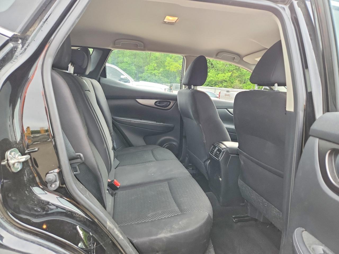 2019 NISSAN ROGUE SPORT S photo 31