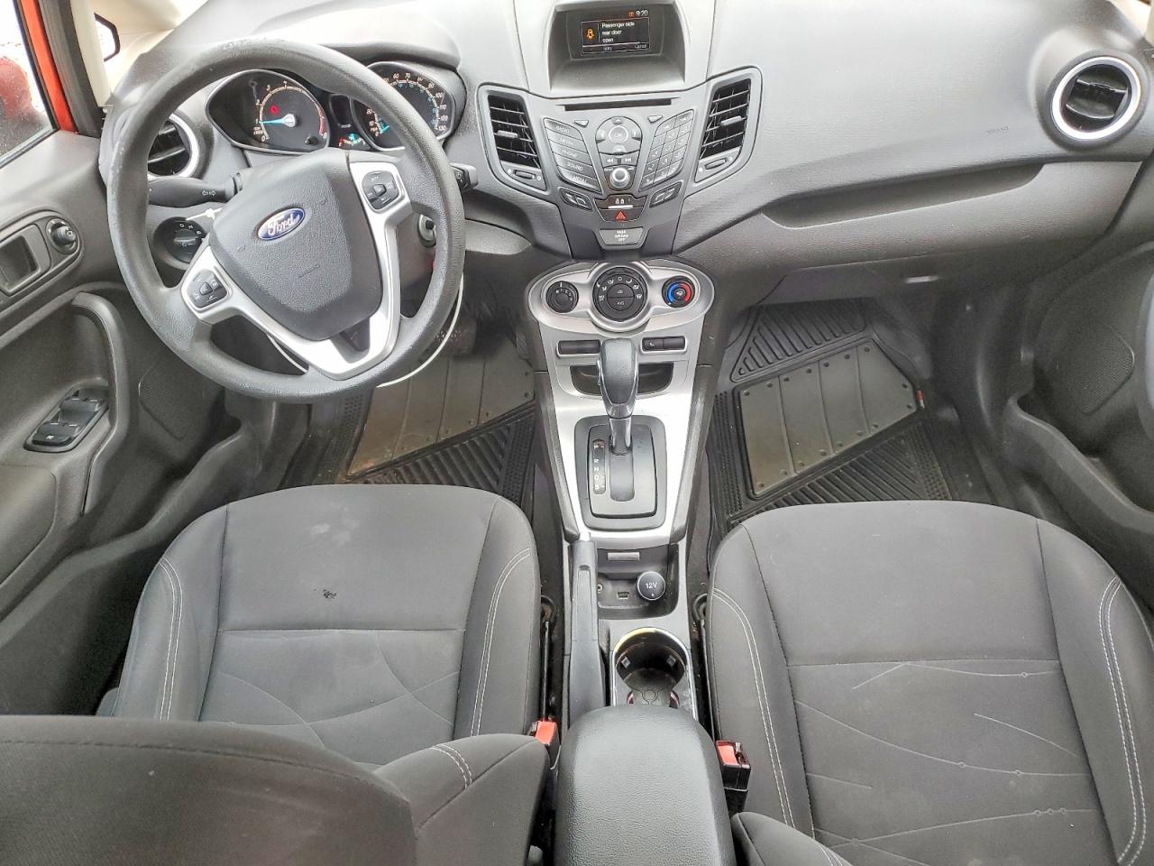 2018 FORD FIESTA SE photo 22