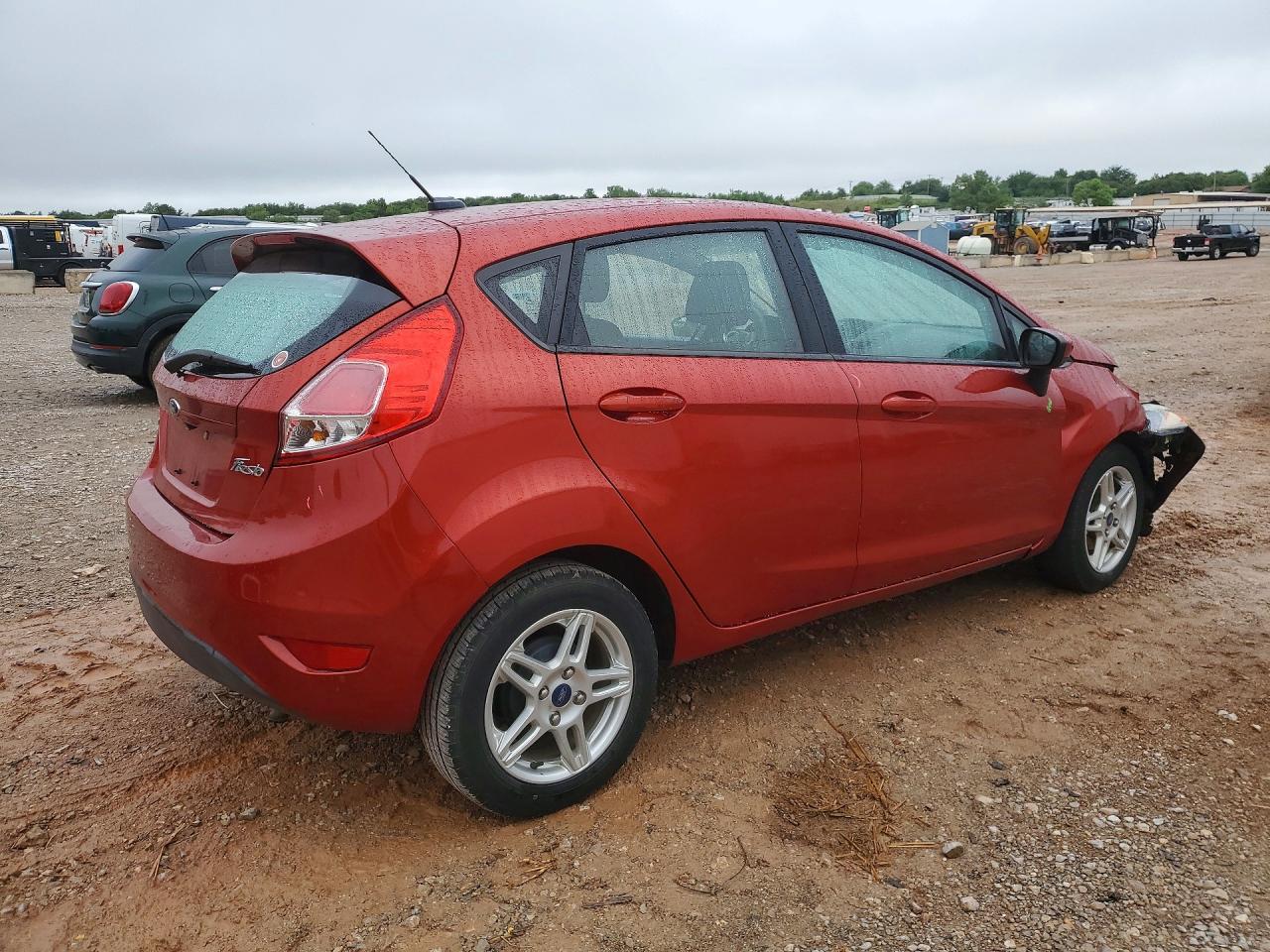 2018 FORD FIESTA SE photo 7