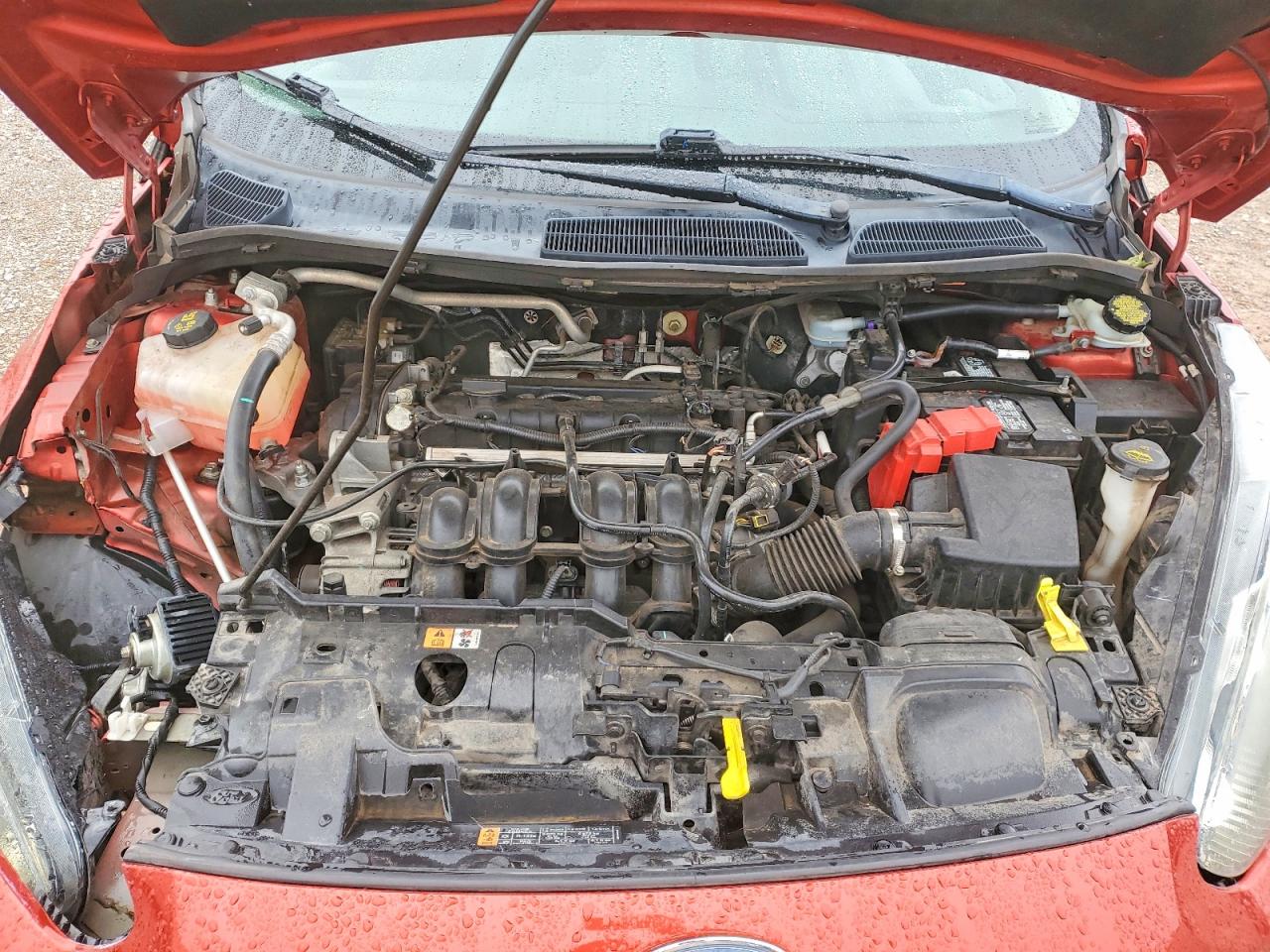 2018 FORD FIESTA SE photo 31