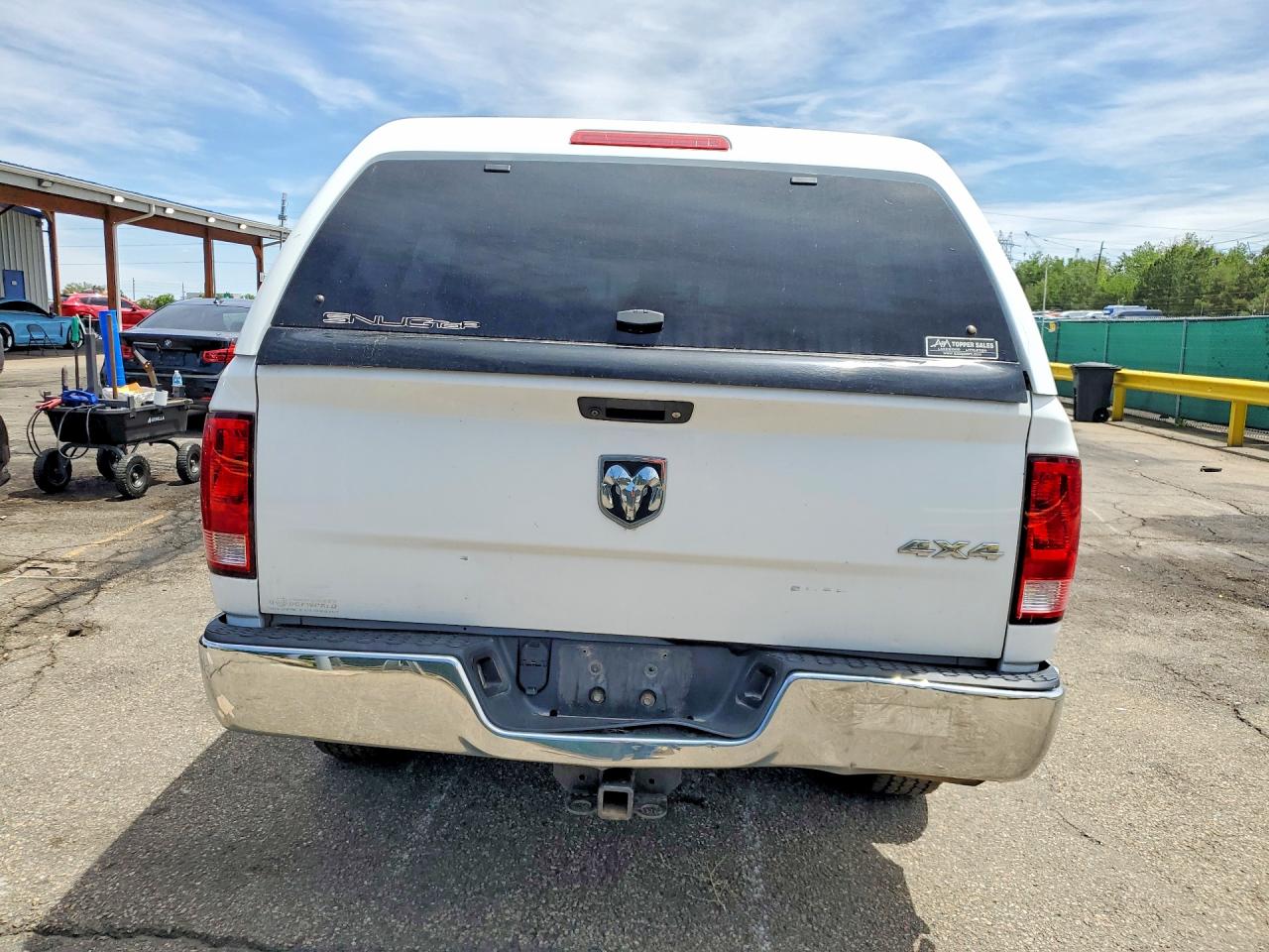 2016 RAM 1500 ST photo 16