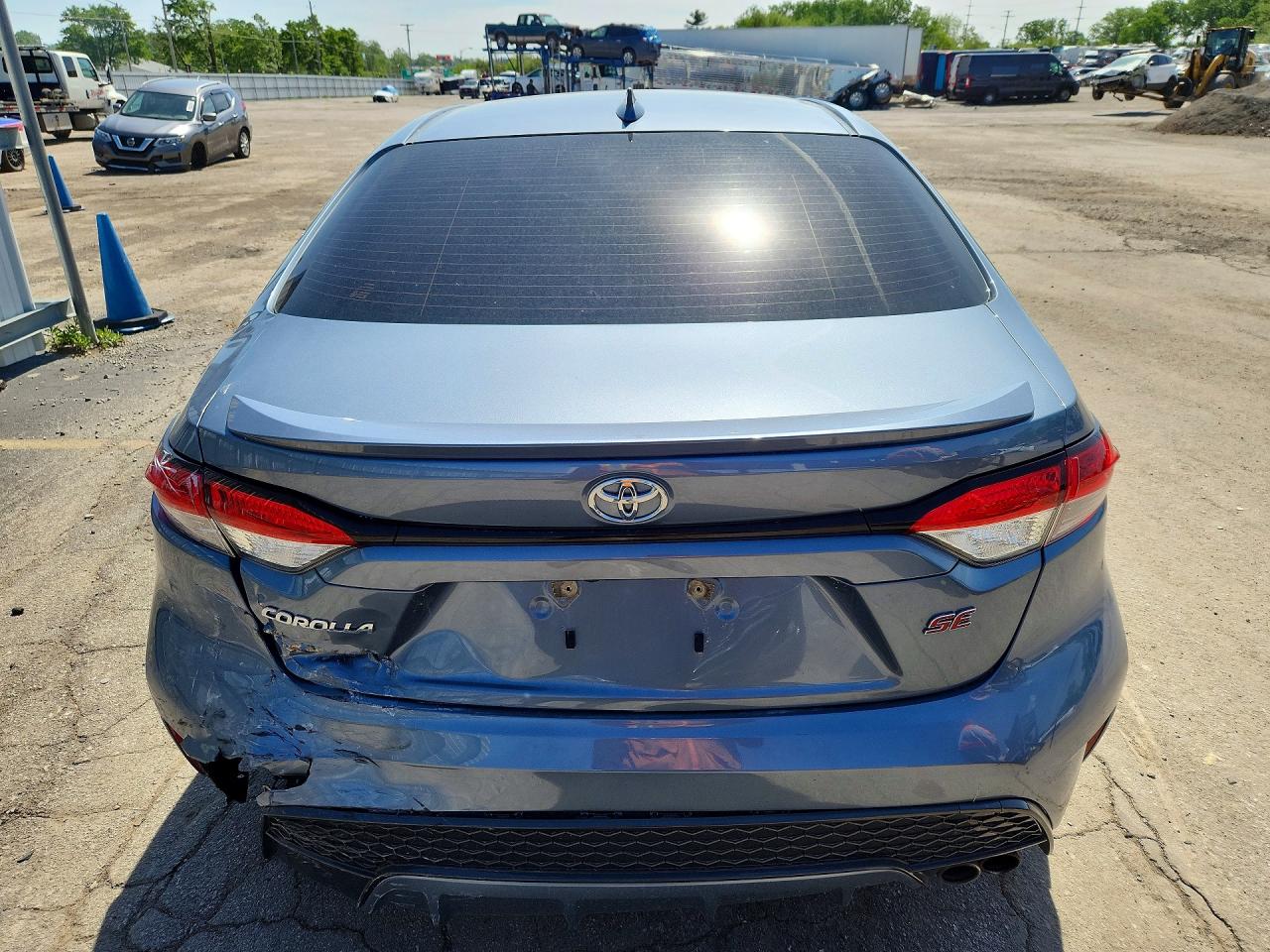 2022 TOYOTA COROLLA SE photo 11