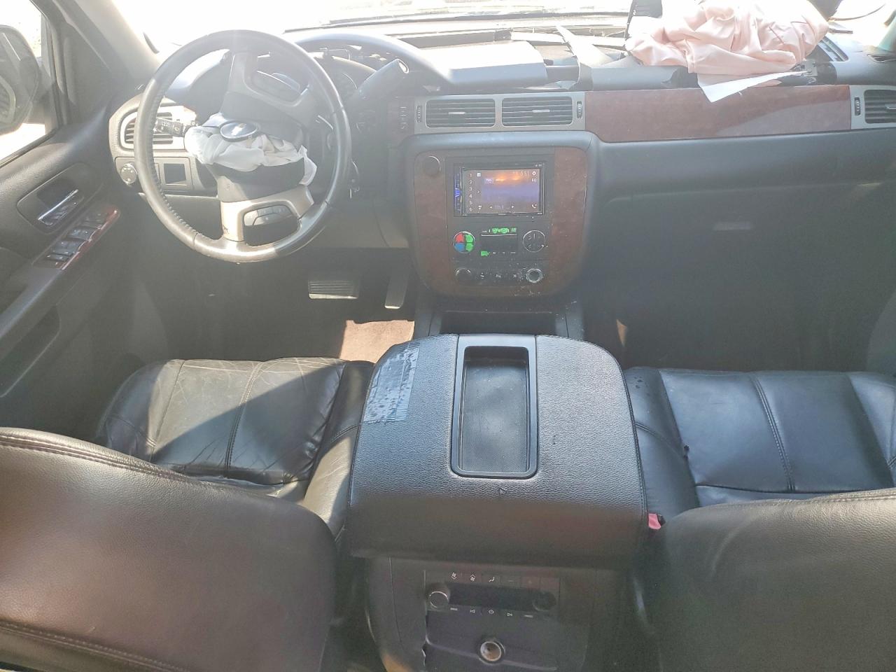2011 CHEVROLET TAHOE C1500 LT photo 8