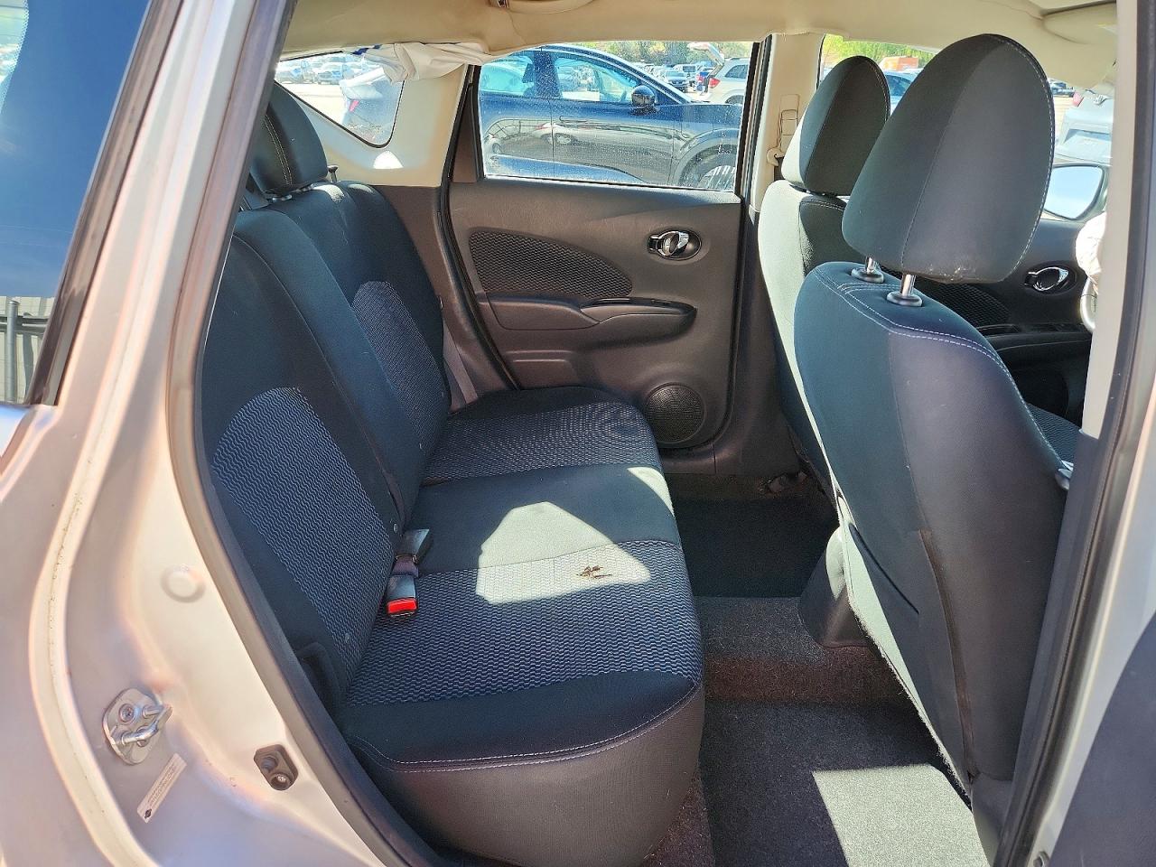 2016 NISSAN VERSA NOTE SV photo 28