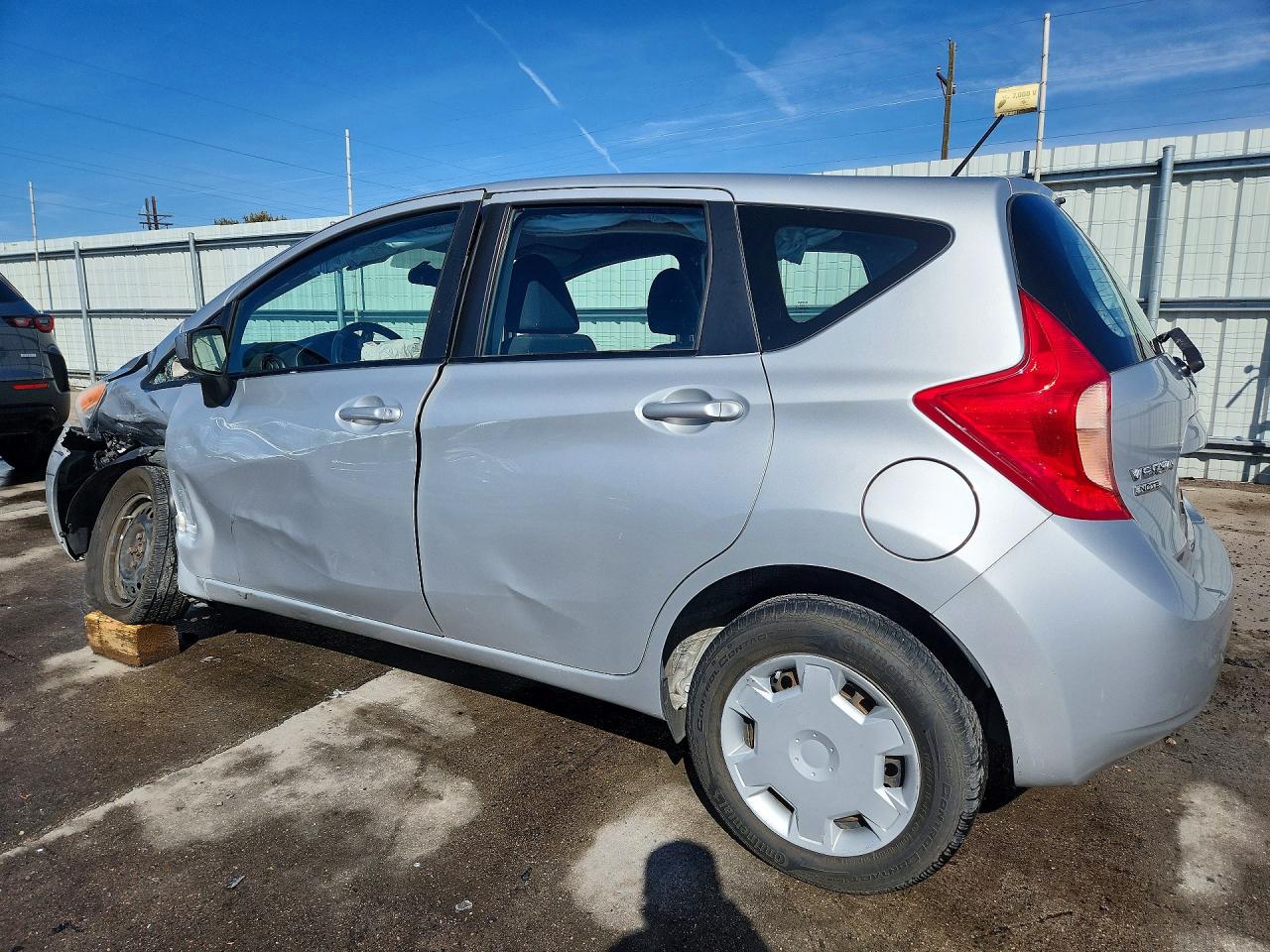 2016 NISSAN VERSA NOTE SV photo 4