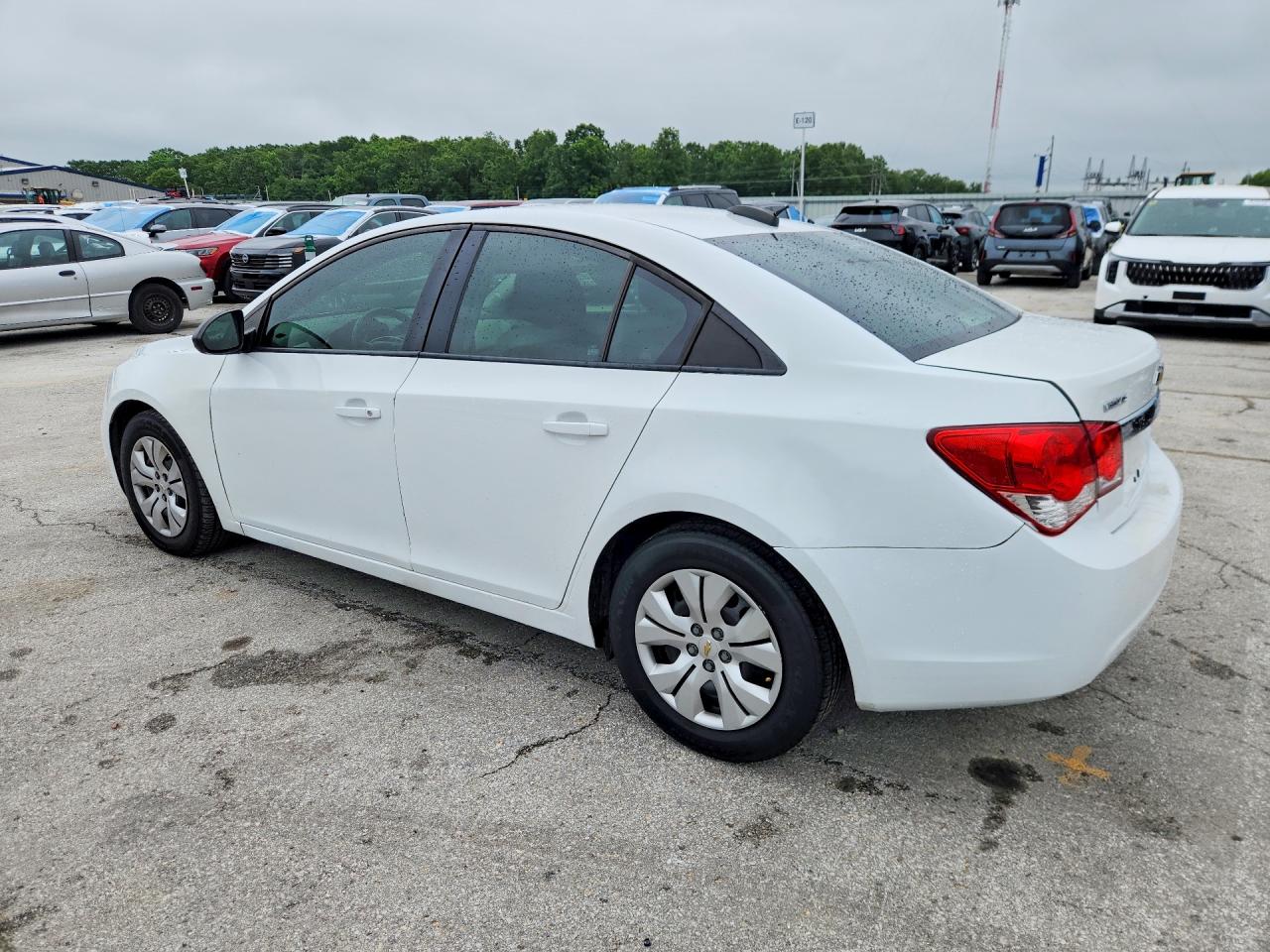 2016 CHEVROLET CRUZE LIMITED LS photo 2