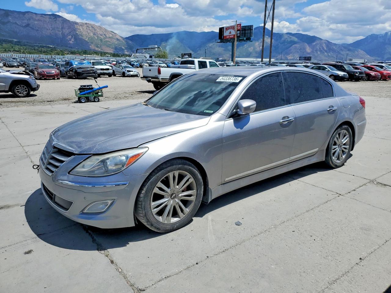 2012 HYUNDAI GENESIS