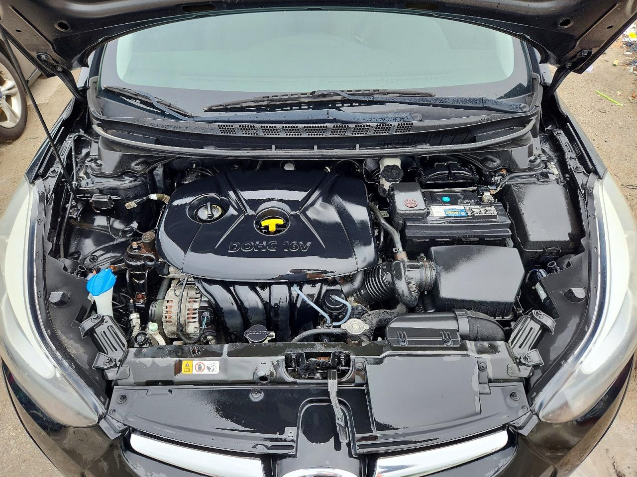 2015 HYUNDAI ELANTRA SE photo 21