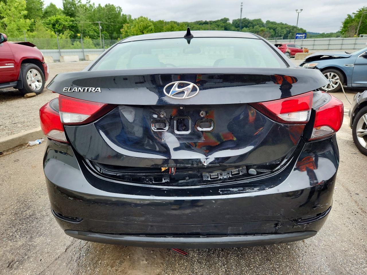 2015 HYUNDAI ELANTRA SE photo 11