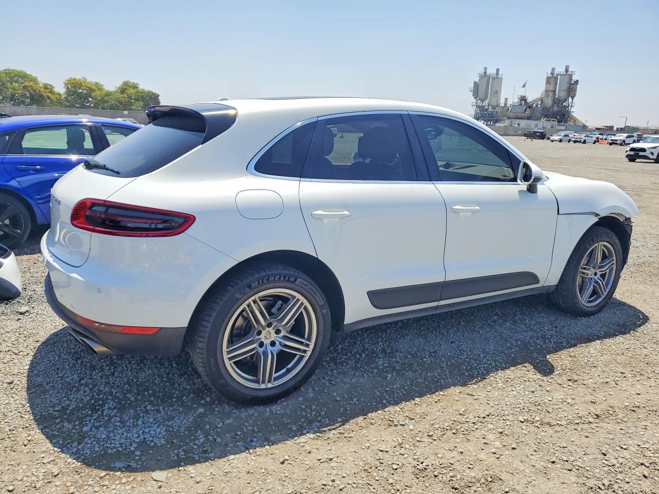 2015 PORSCHE MACAN S photo 5