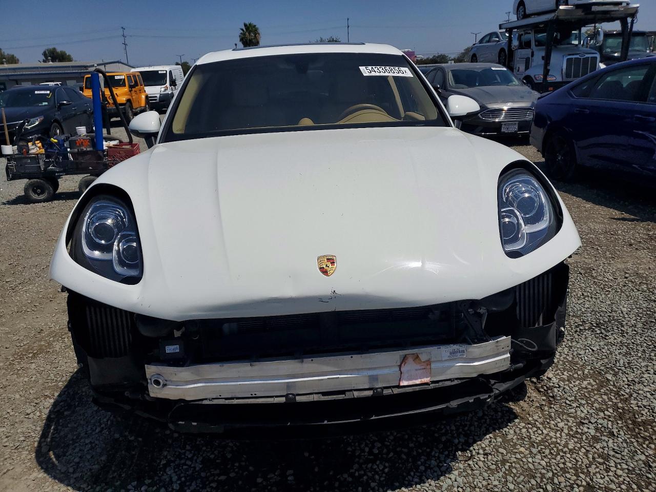 2015 PORSCHE MACAN S photo 9