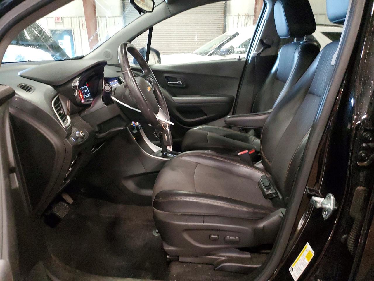 2020 CHEVROLET TRAX 1LT photo 19