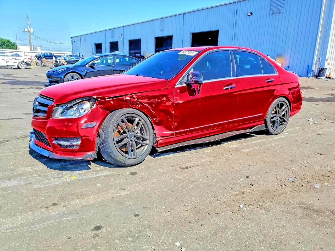 2014 MERCEDES-BENZ C