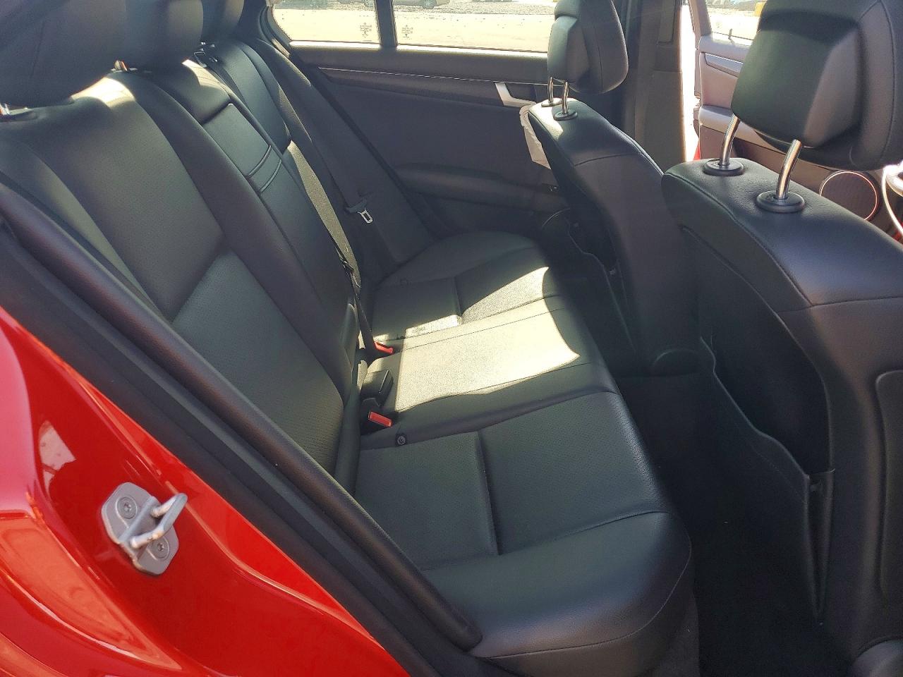2014 MERCEDES-BENZ C 300 4MATIC photo 28