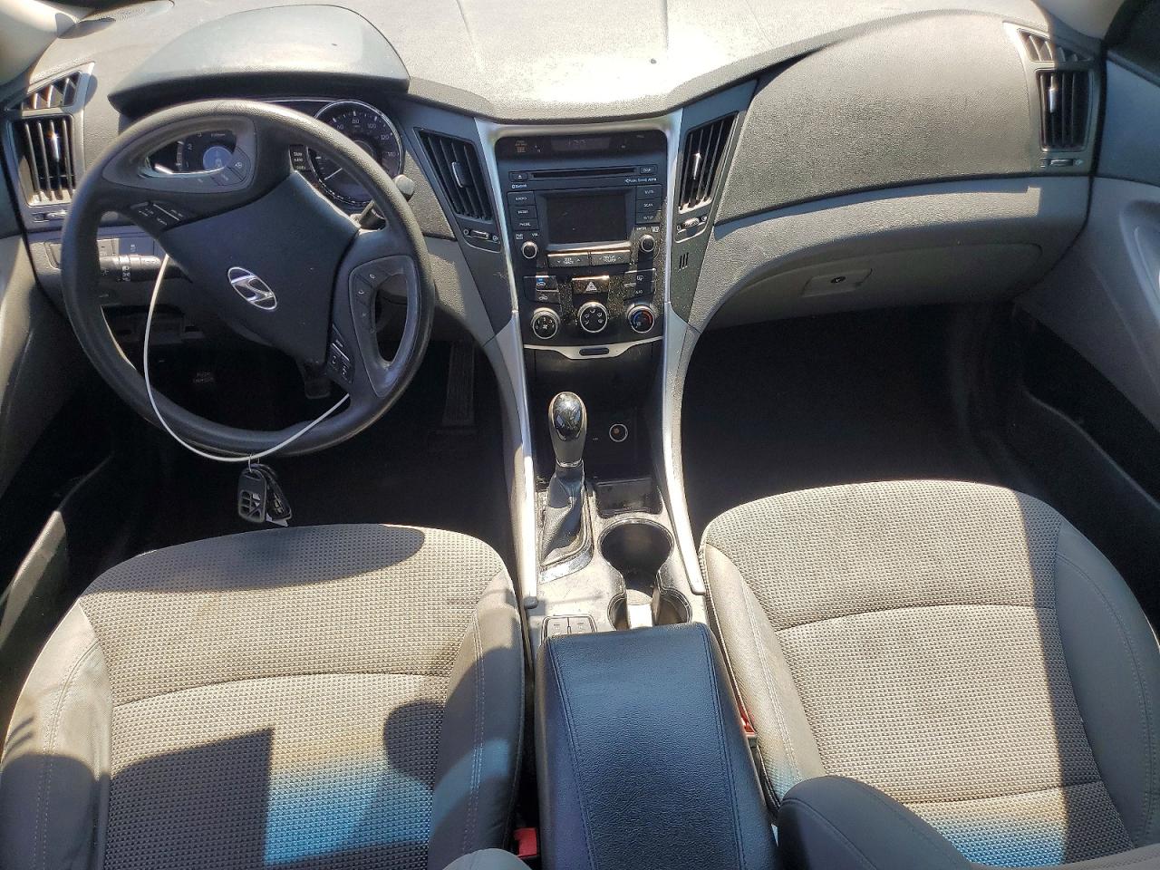 2014 HYUNDAI SONATA GLS photo 22