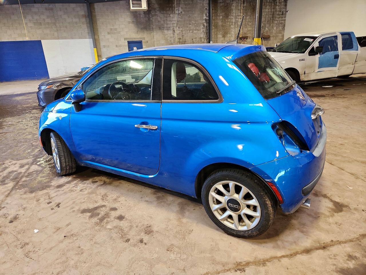 2016 FIAT 500 EASY photo 3