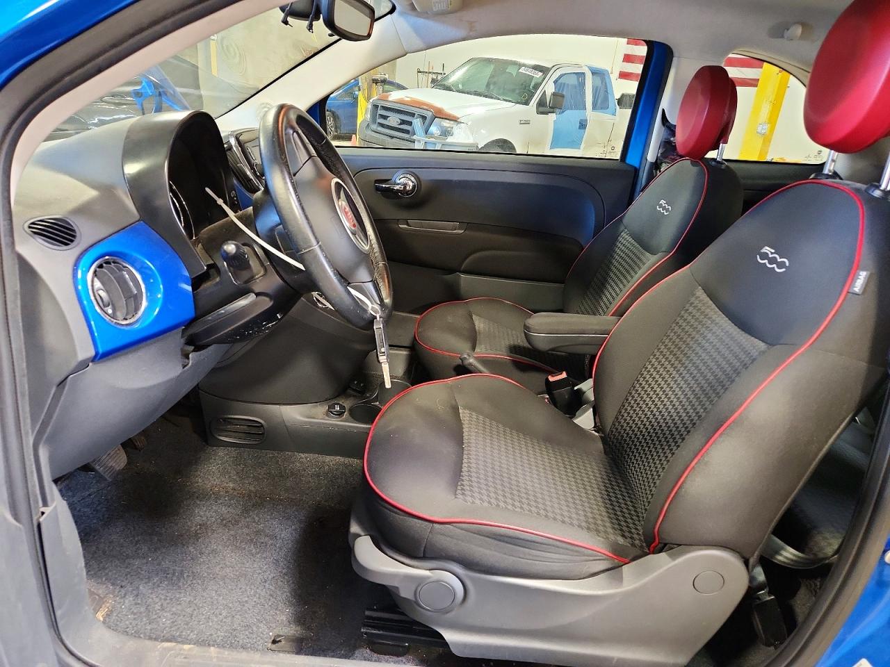 2016 FIAT 500 EASY photo 13