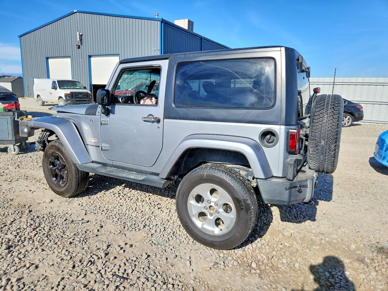 2015 JEEP WRANGLER SAHARA photo 2