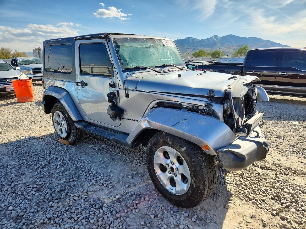 2015 JEEP WRANGLER SAHARA photo 4