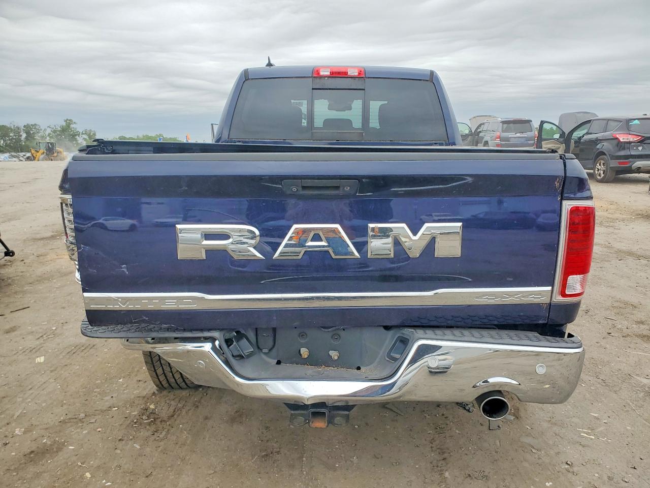 2016 RAM 1500 LONGHORN photo 11