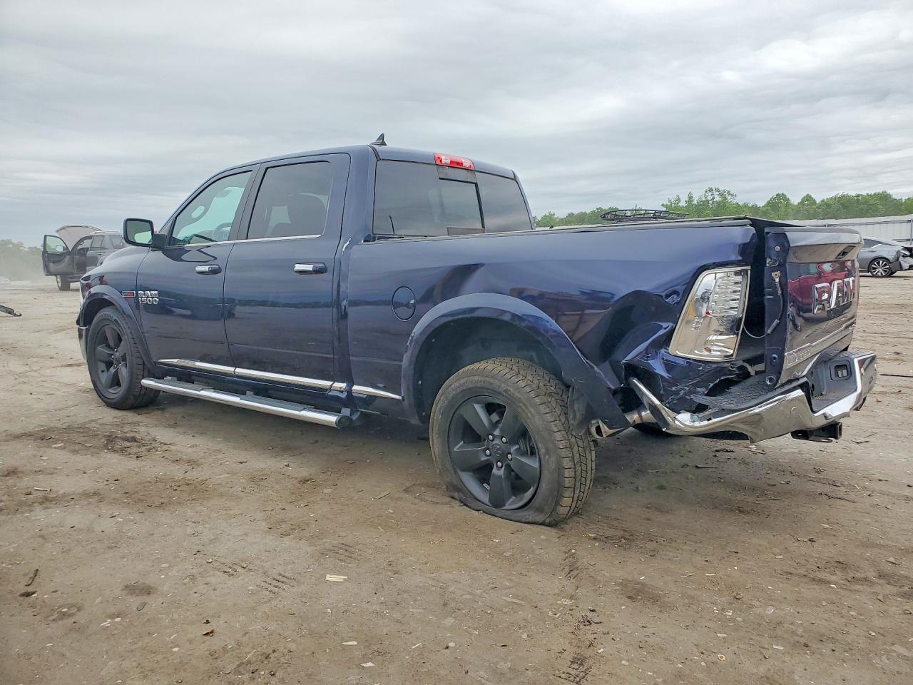2016 RAM 1500 LONGHORN photo 3