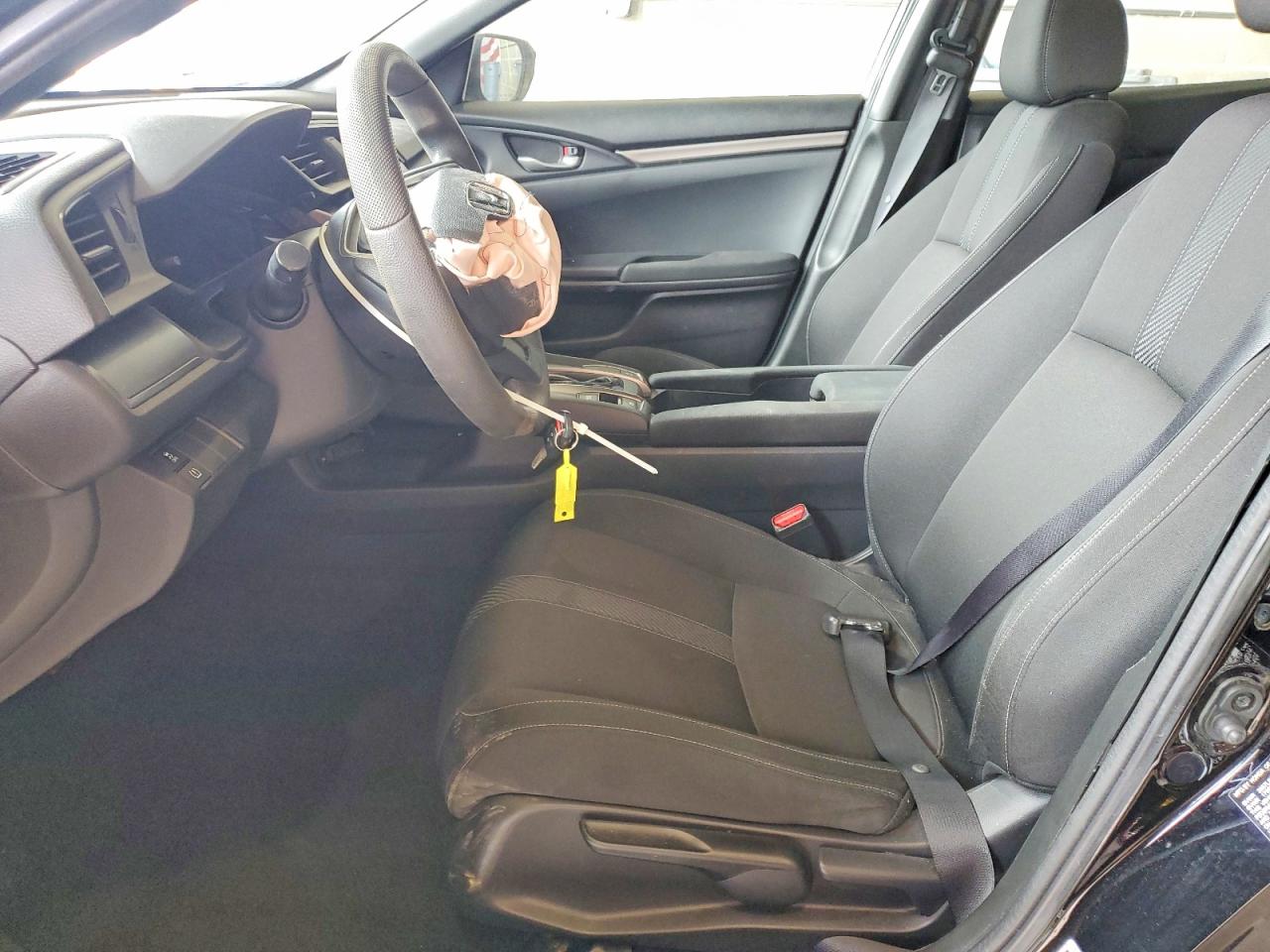 2017 HONDA CIVIC LX photo 13