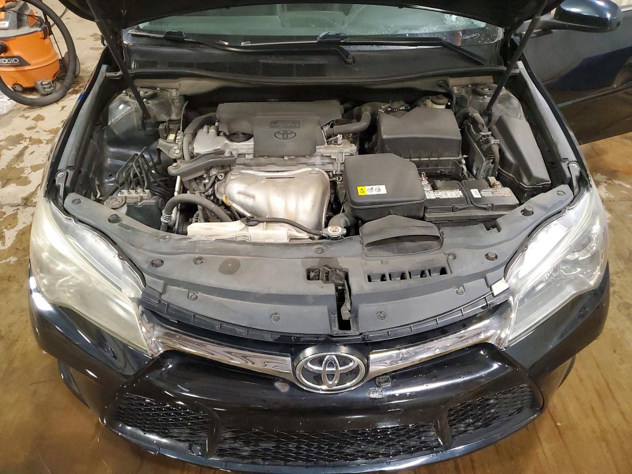 2017 TOYOTA CAMRY SE photo 21