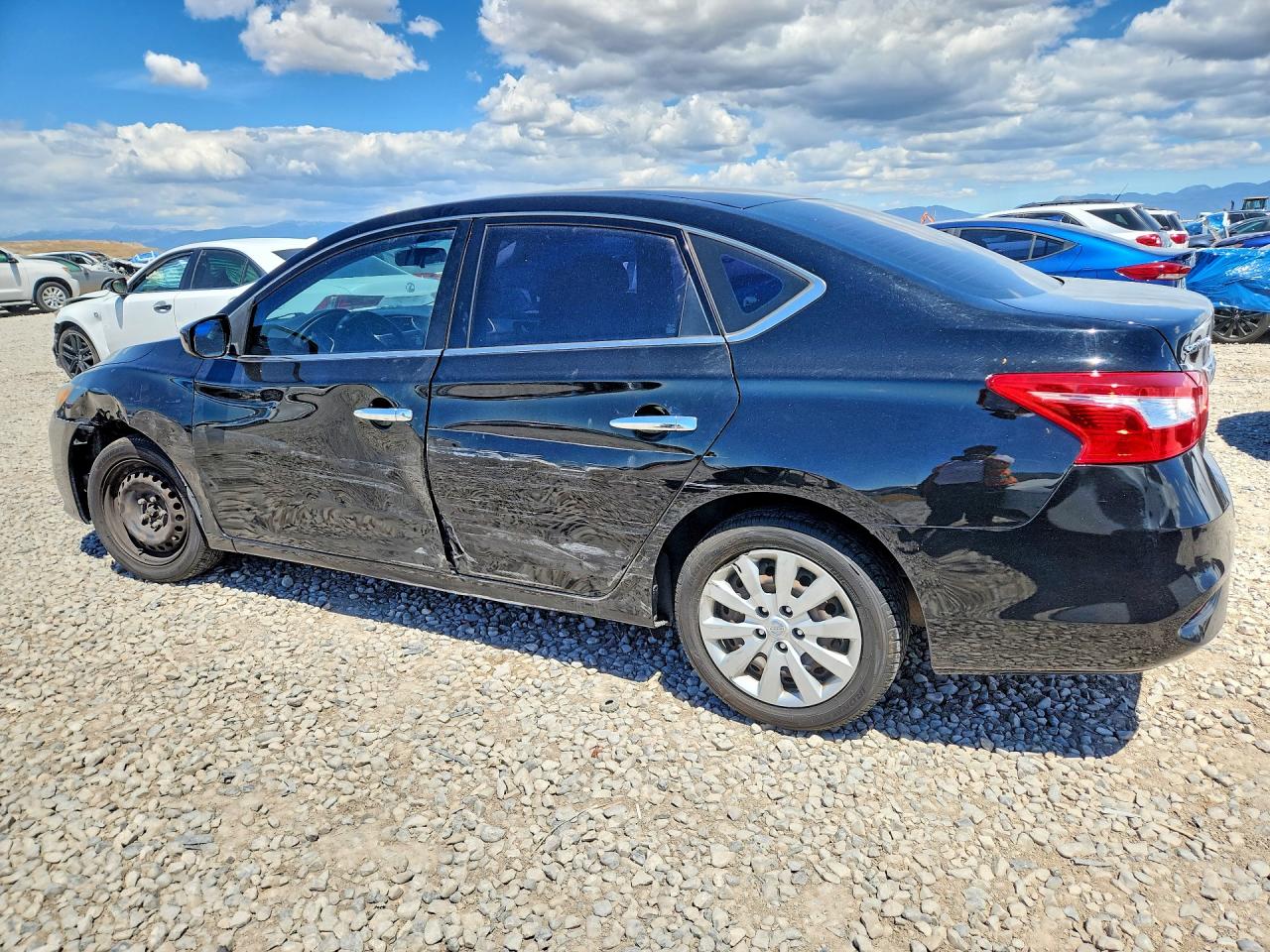 2018 NISSAN SENTRA S photo 2
