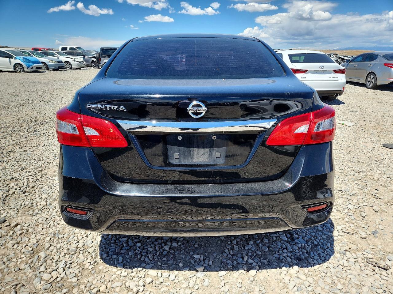 2018 NISSAN SENTRA S photo 6