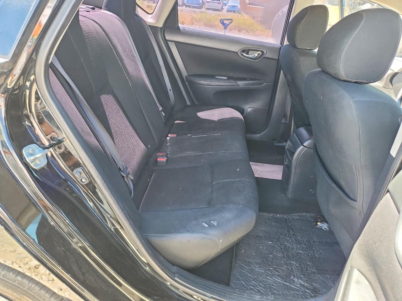 2018 NISSAN SENTRA S photo 10