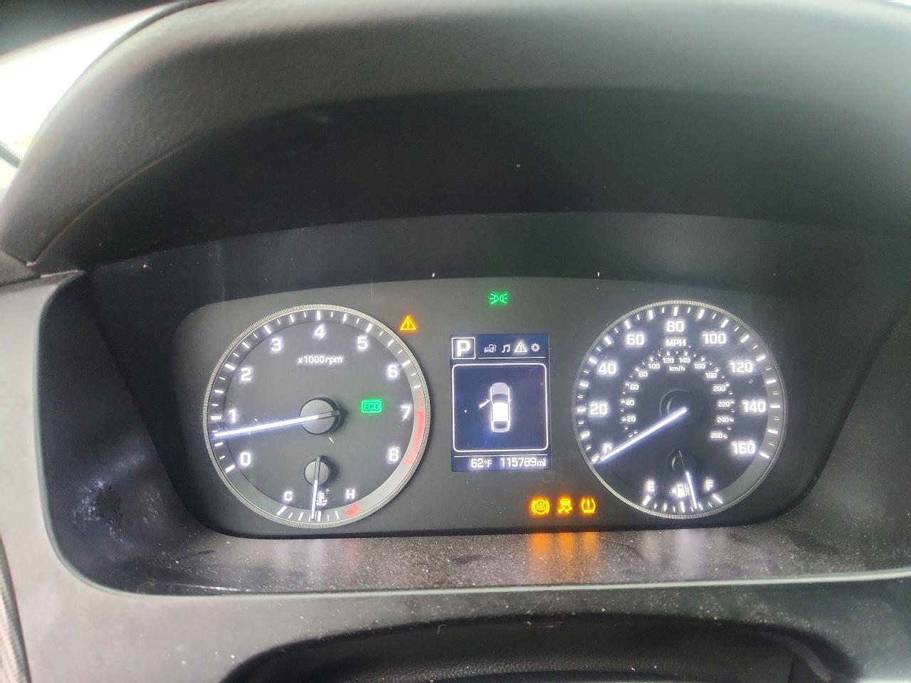2017 HYUNDAI SONATA photo 25