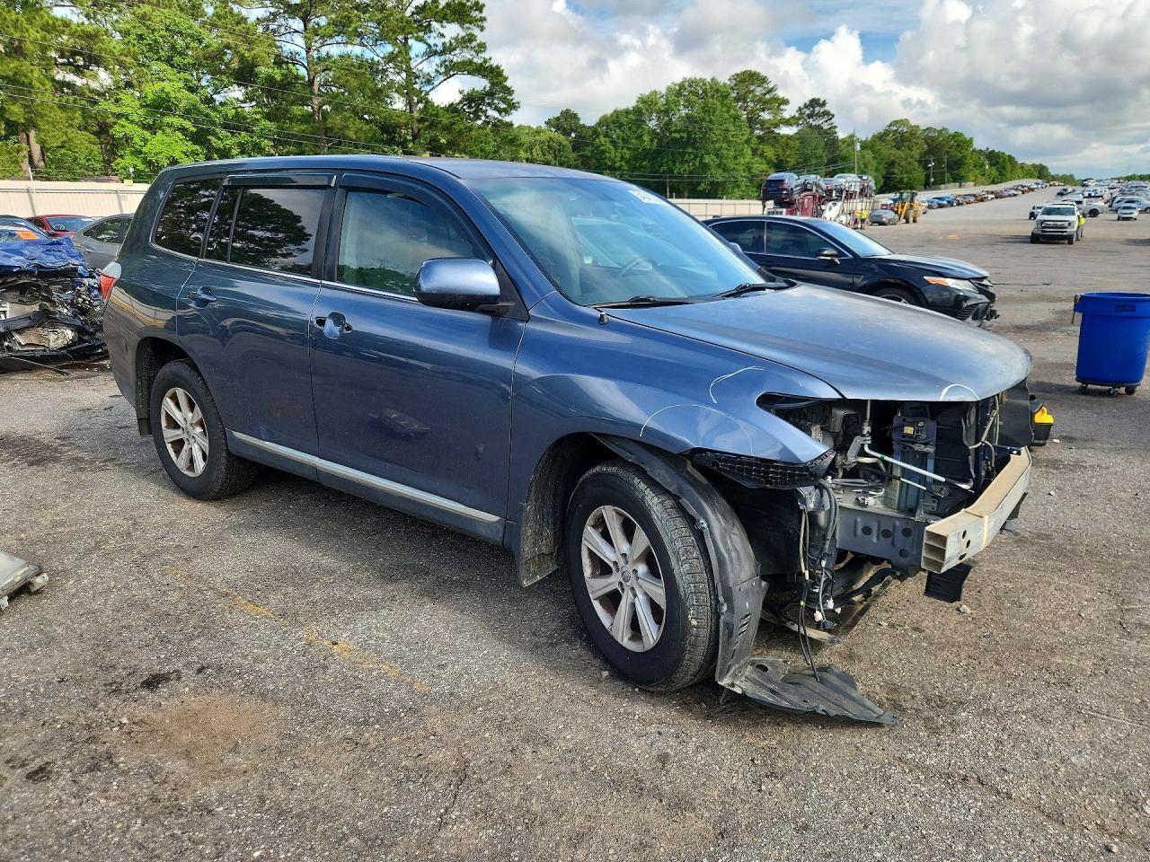 2012 TOYOTA HIGHLANDER BASE photo 7